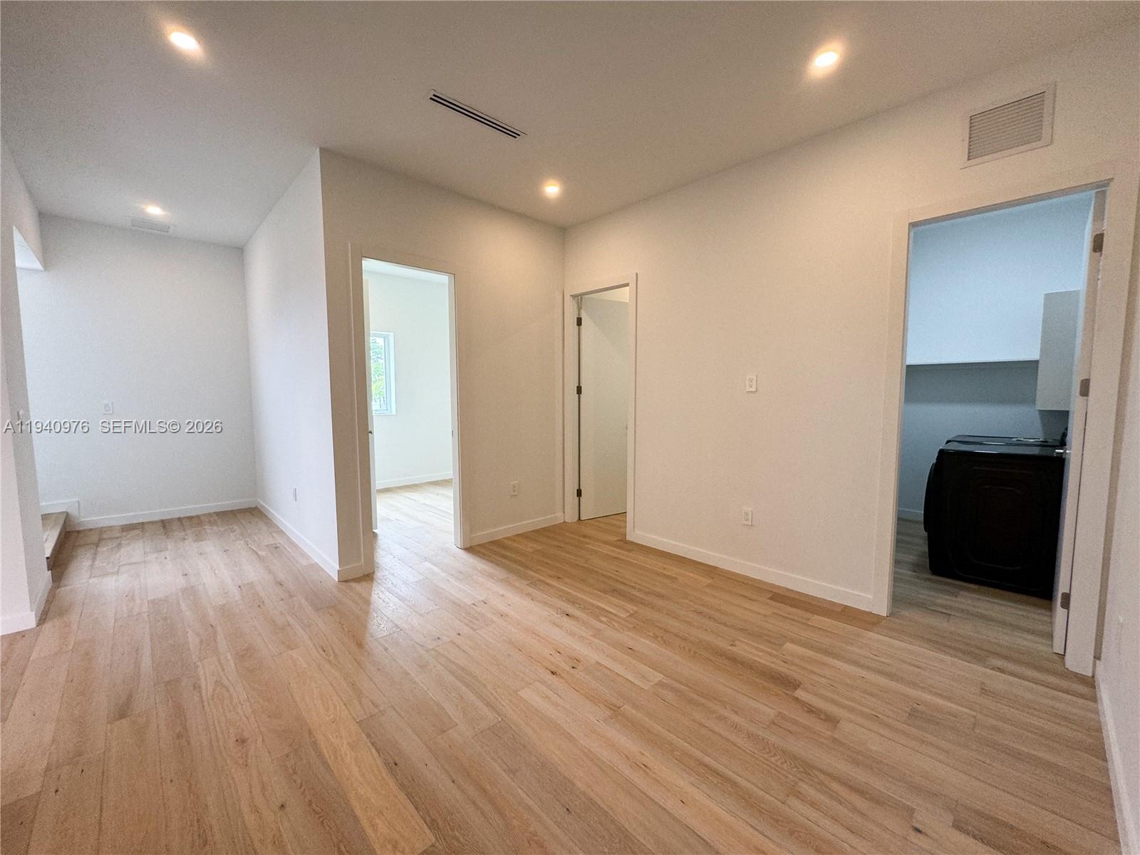 HAYNSWORTH VILLAGE - Residential Lease