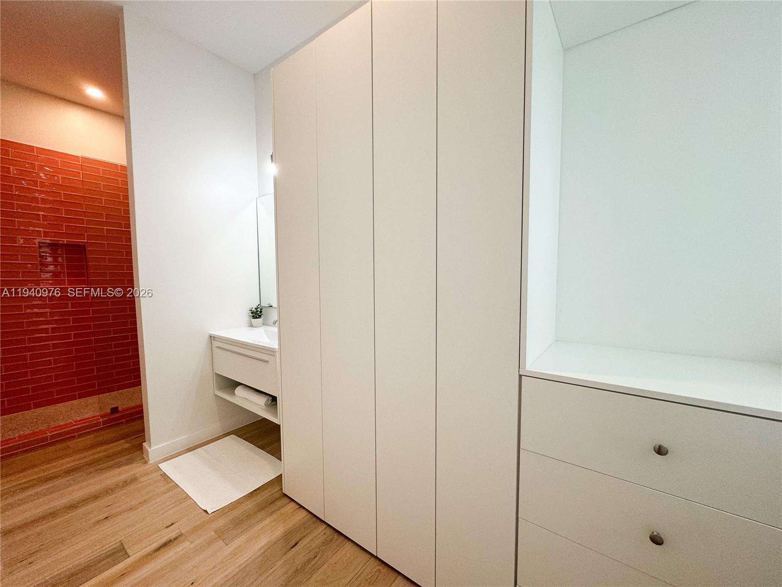 HAYNSWORTH VILLAGE - Residential Lease