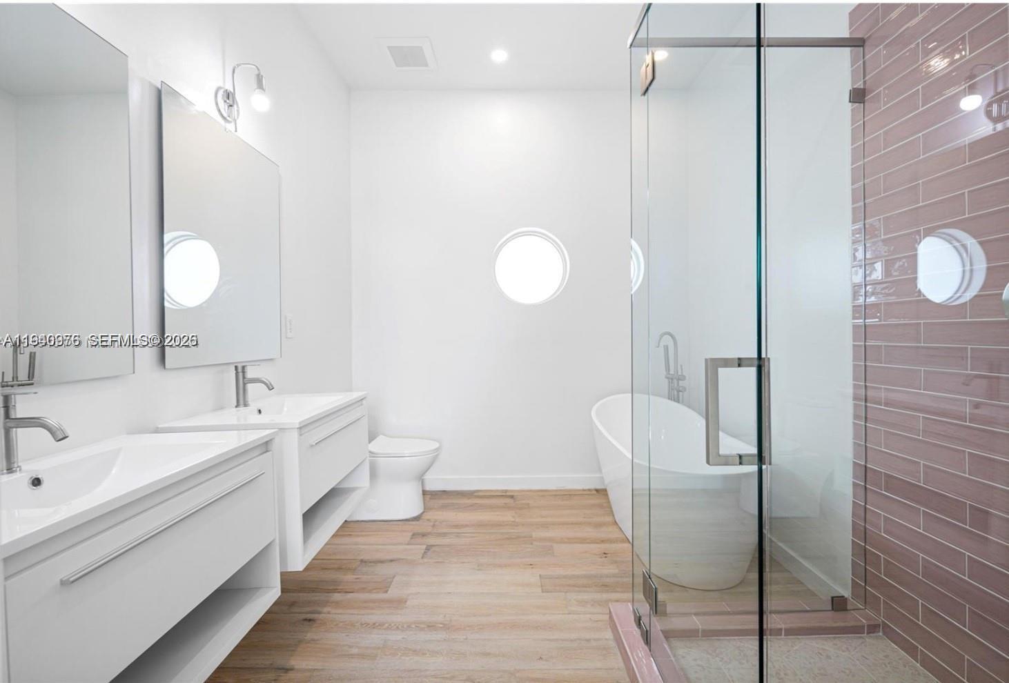 HAYNSWORTH VILLAGE - Residential Lease