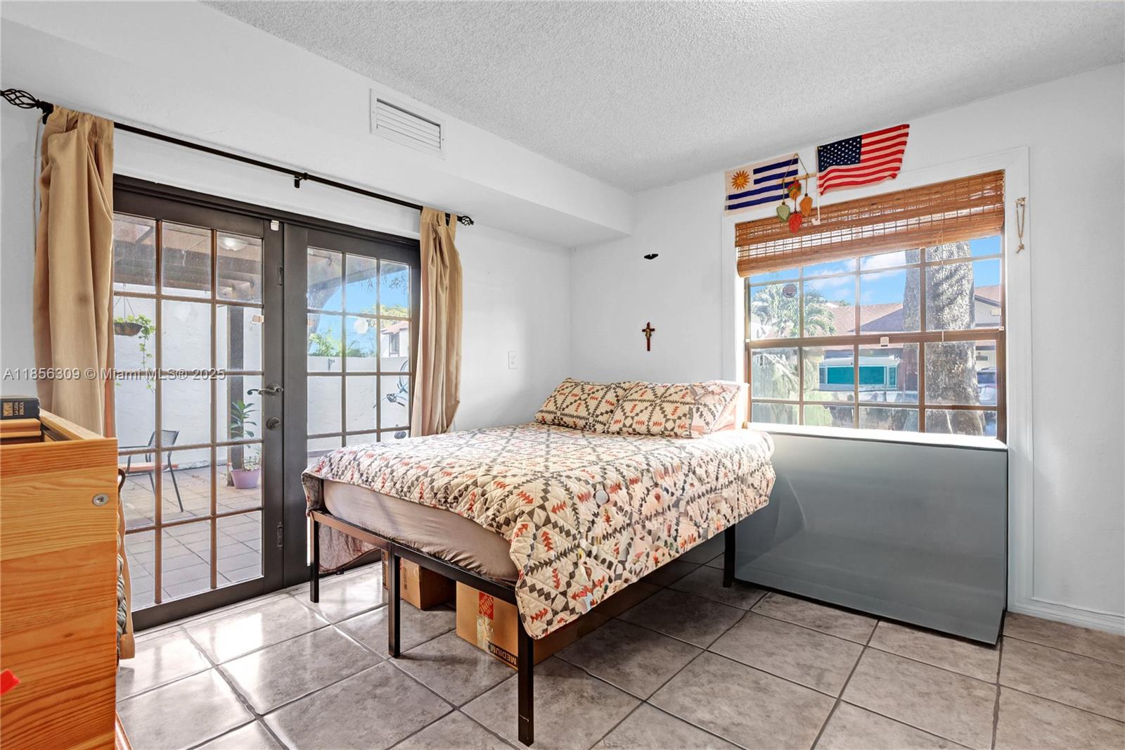 SPRING LAKES VILLAGE PHAS - Residential