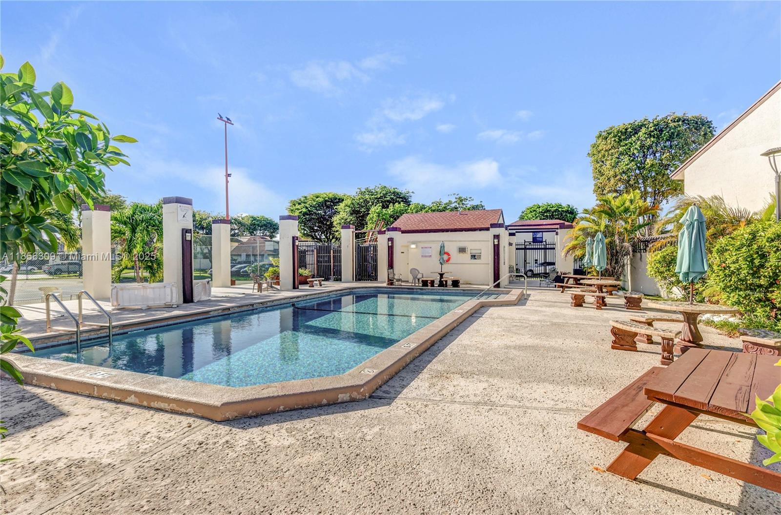 SPRING LAKES VILLAGE PHAS - Residential