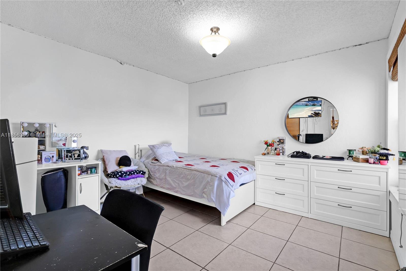 SPRING LAKES VILLAGE PHAS - Residential