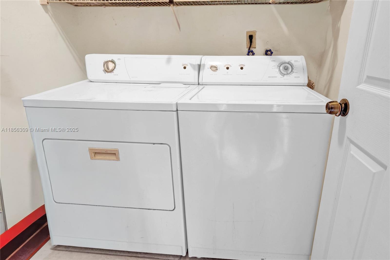 SPRING LAKES VILLAGE PHAS - Residential