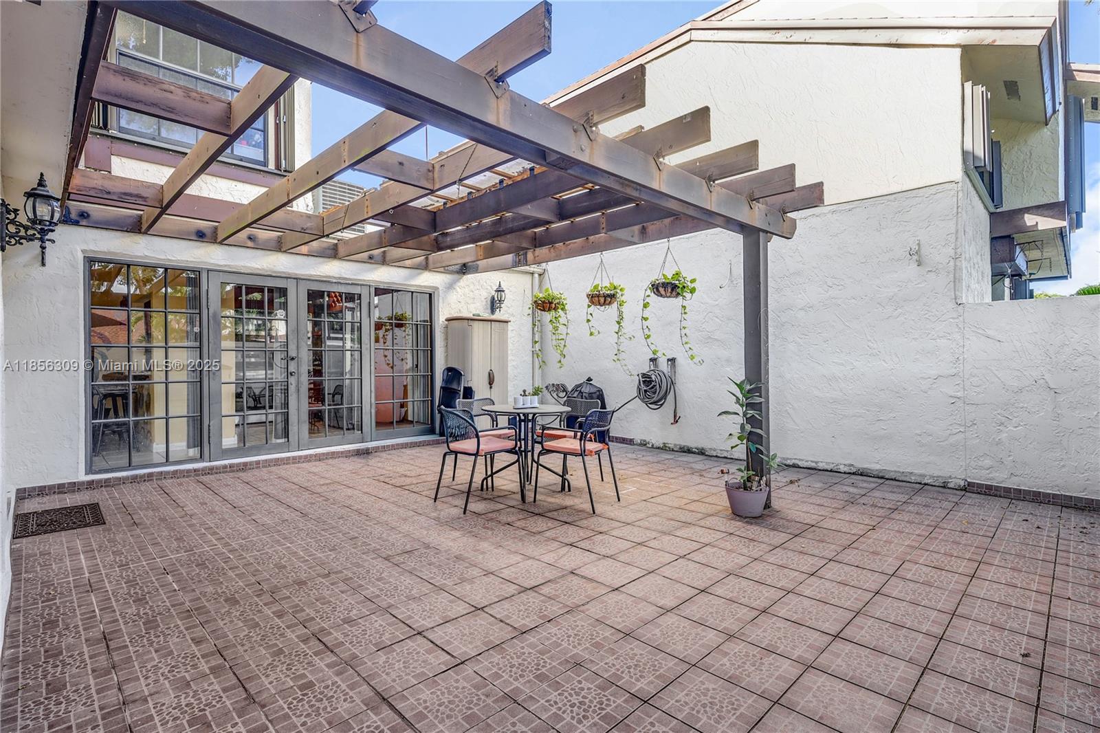 SPRING LAKES VILLAGE PHAS - Residential