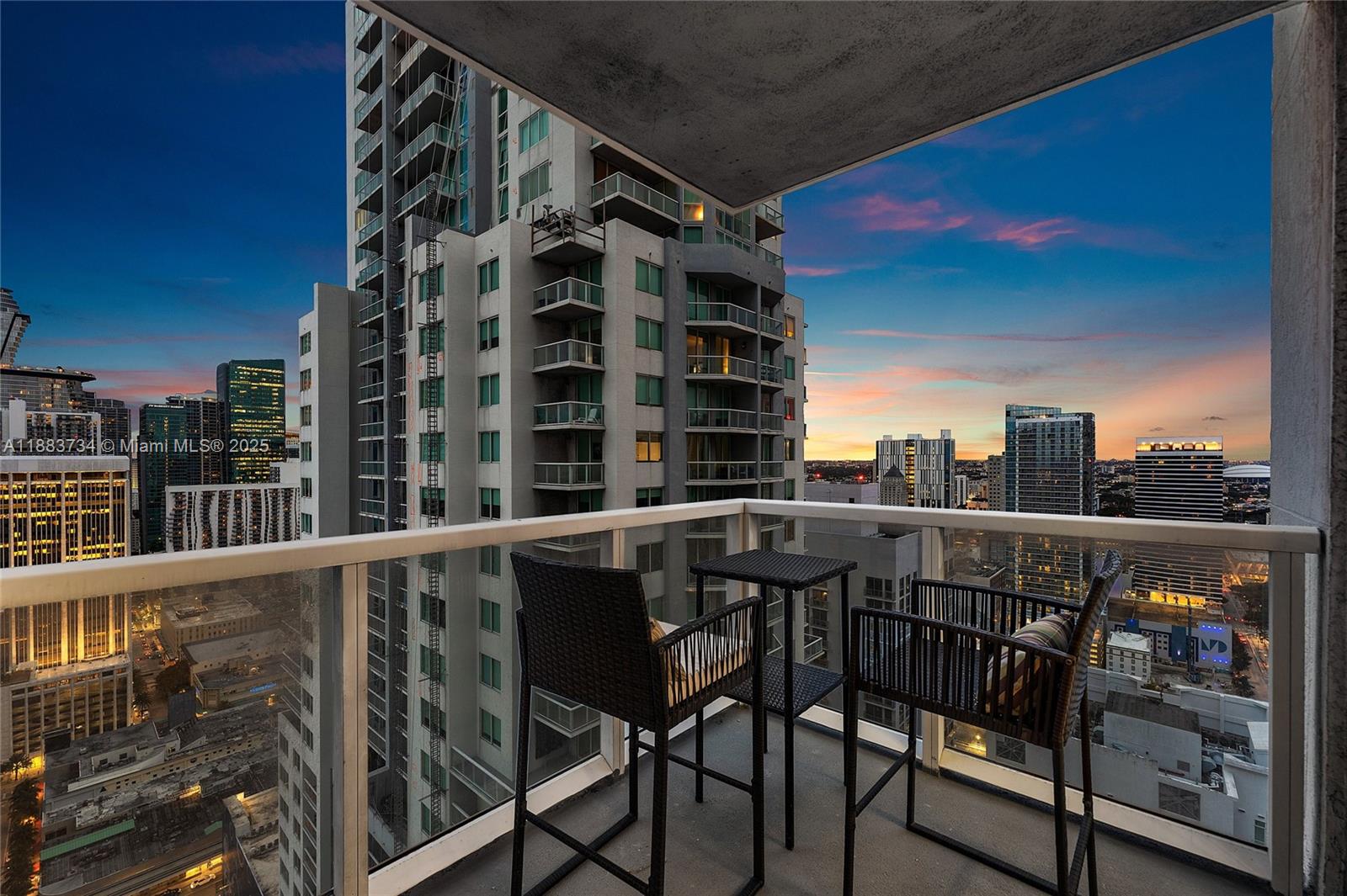 VIZCAYNE NORTH CONDO - Residential Lease