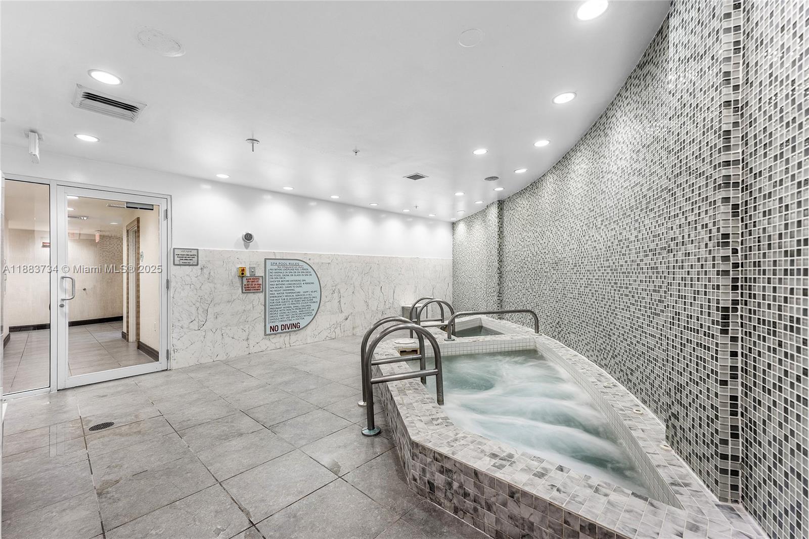 VIZCAYNE NORTH CONDO - Residential Lease