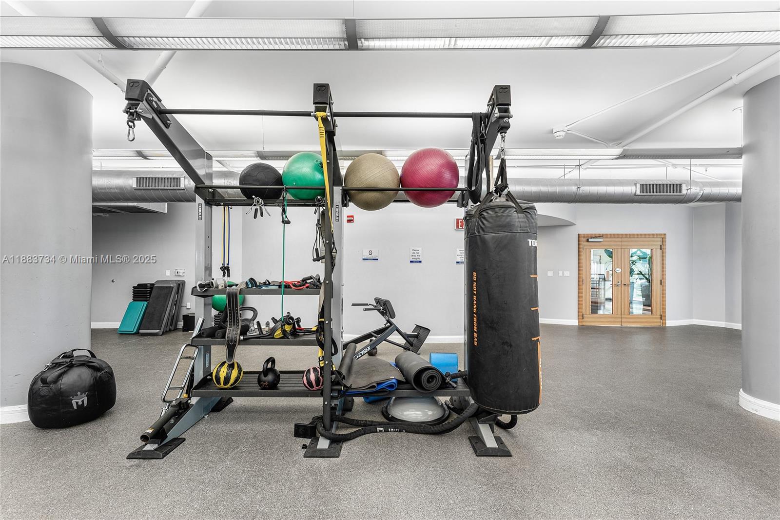 VIZCAYNE NORTH CONDO - Residential Lease