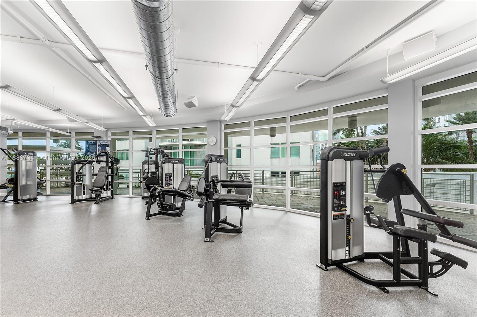 VIZCAYNE NORTH CONDO - Residential Lease