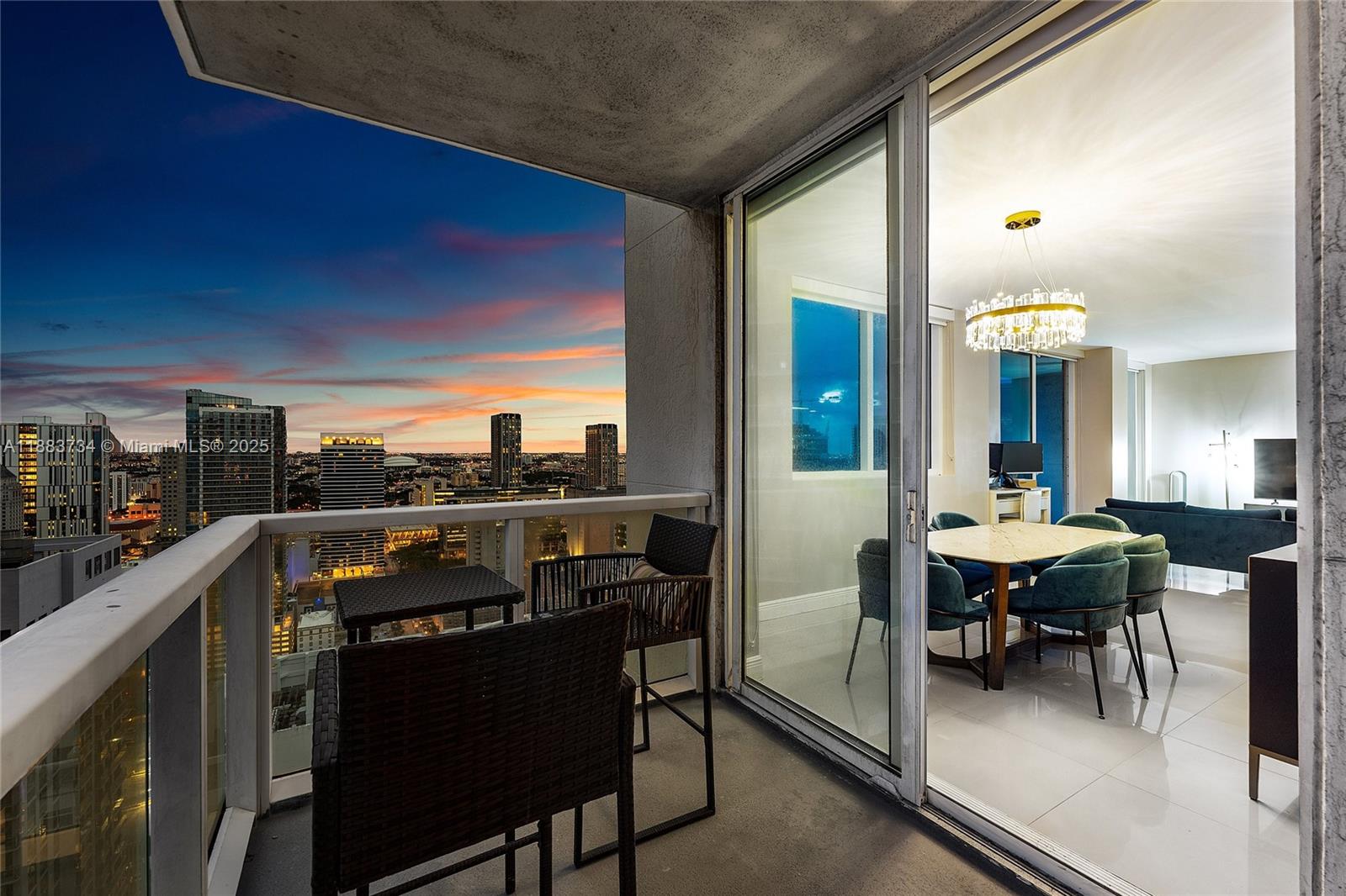 VIZCAYNE NORTH CONDO - Residential Lease