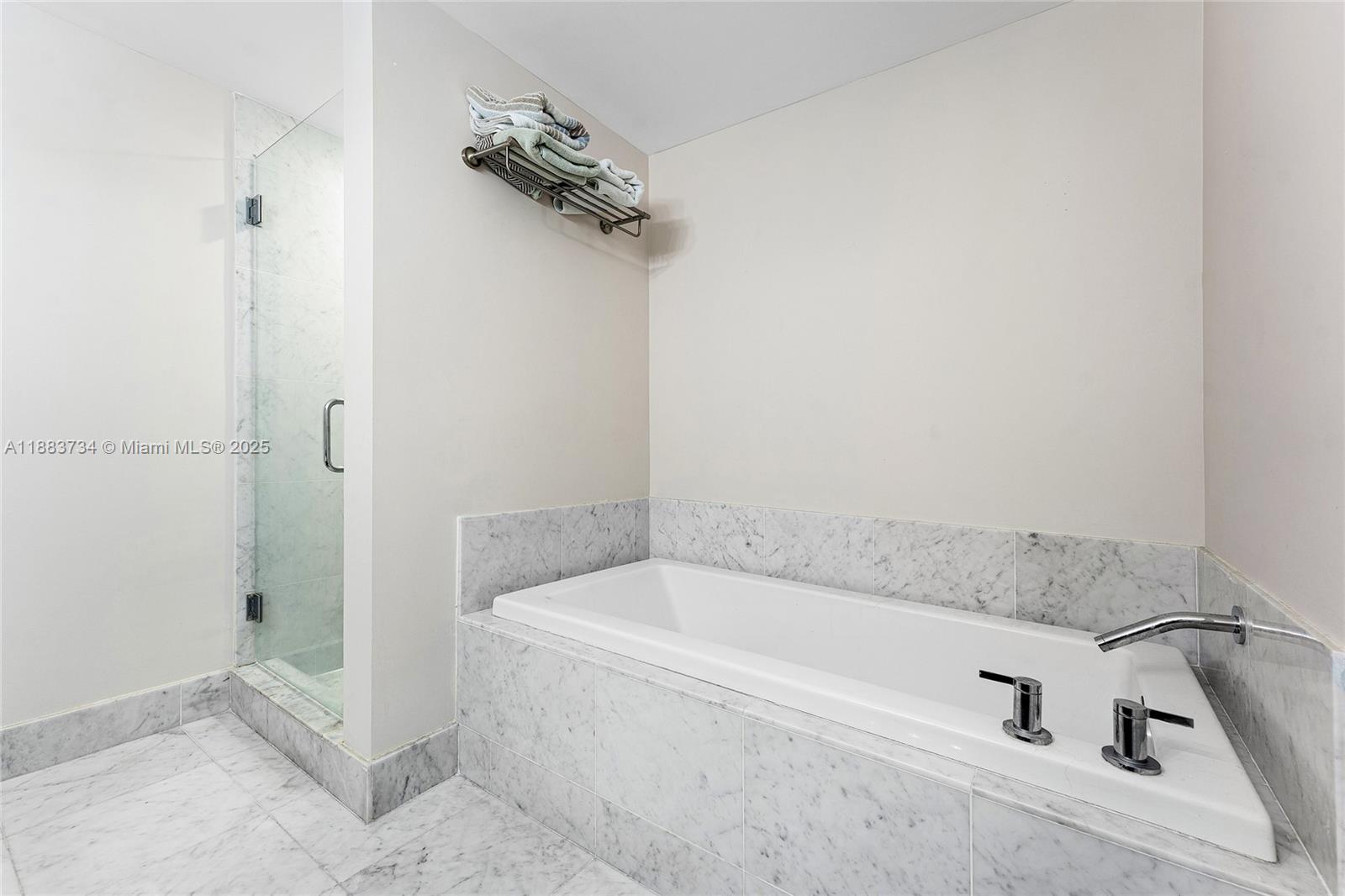 VIZCAYNE NORTH CONDO - Residential Lease