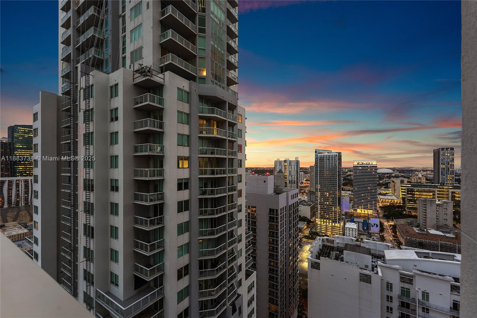 VIZCAYNE NORTH CONDO - Residential Lease