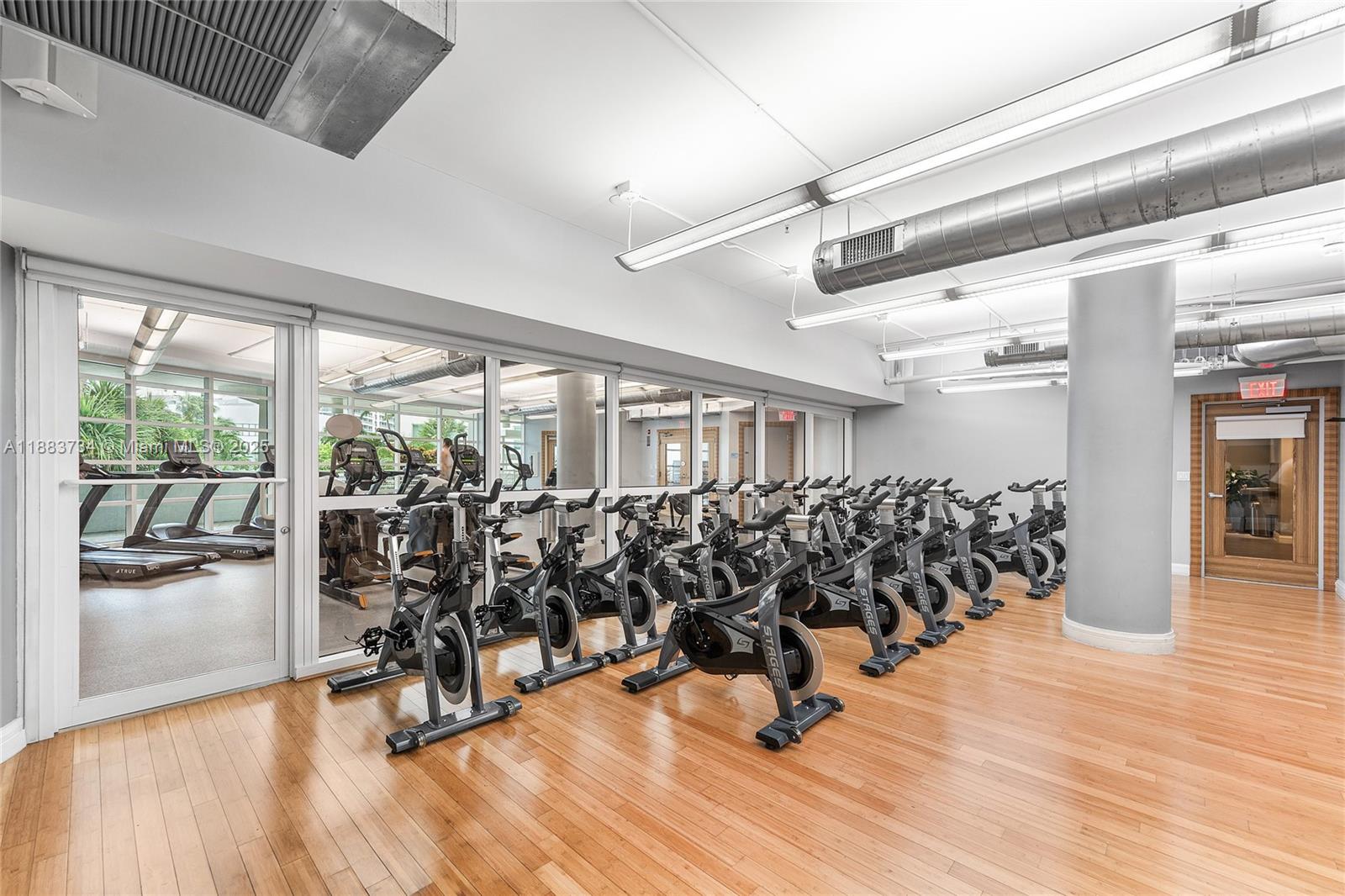 VIZCAYNE NORTH CONDO - Residential Lease