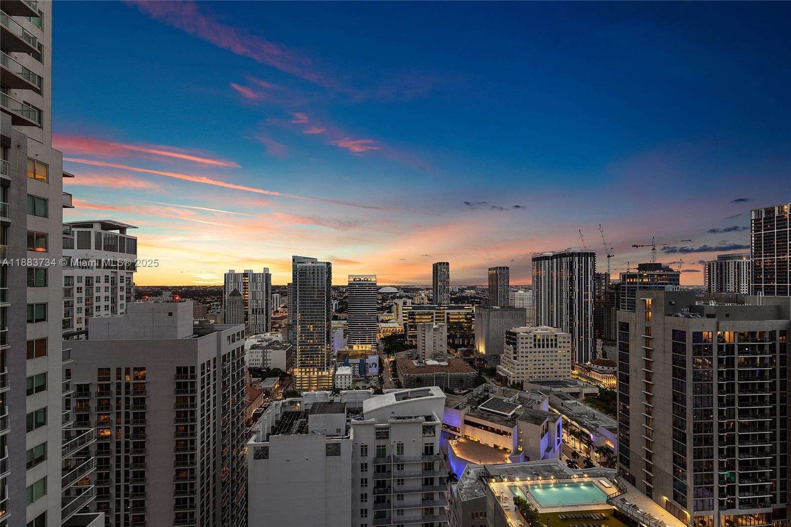 VIZCAYNE NORTH CONDO - Residential Lease