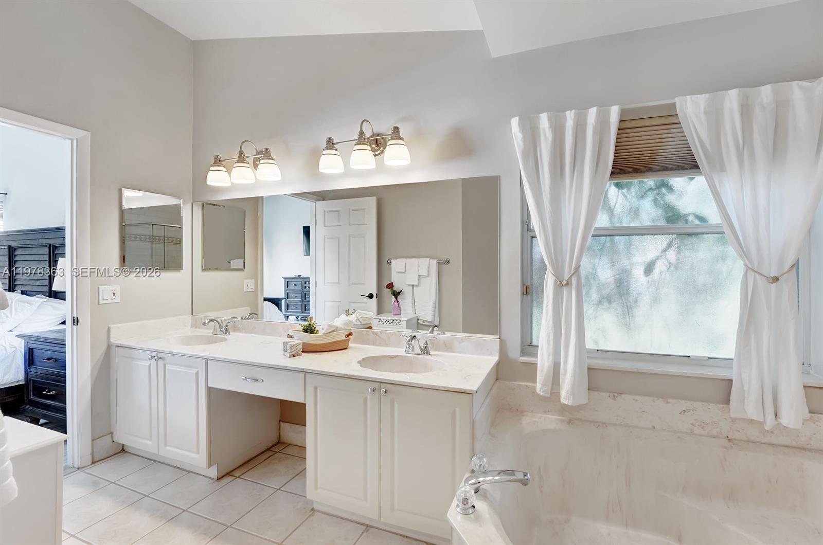 CYPRESS WOODS 1 - Residential Lease