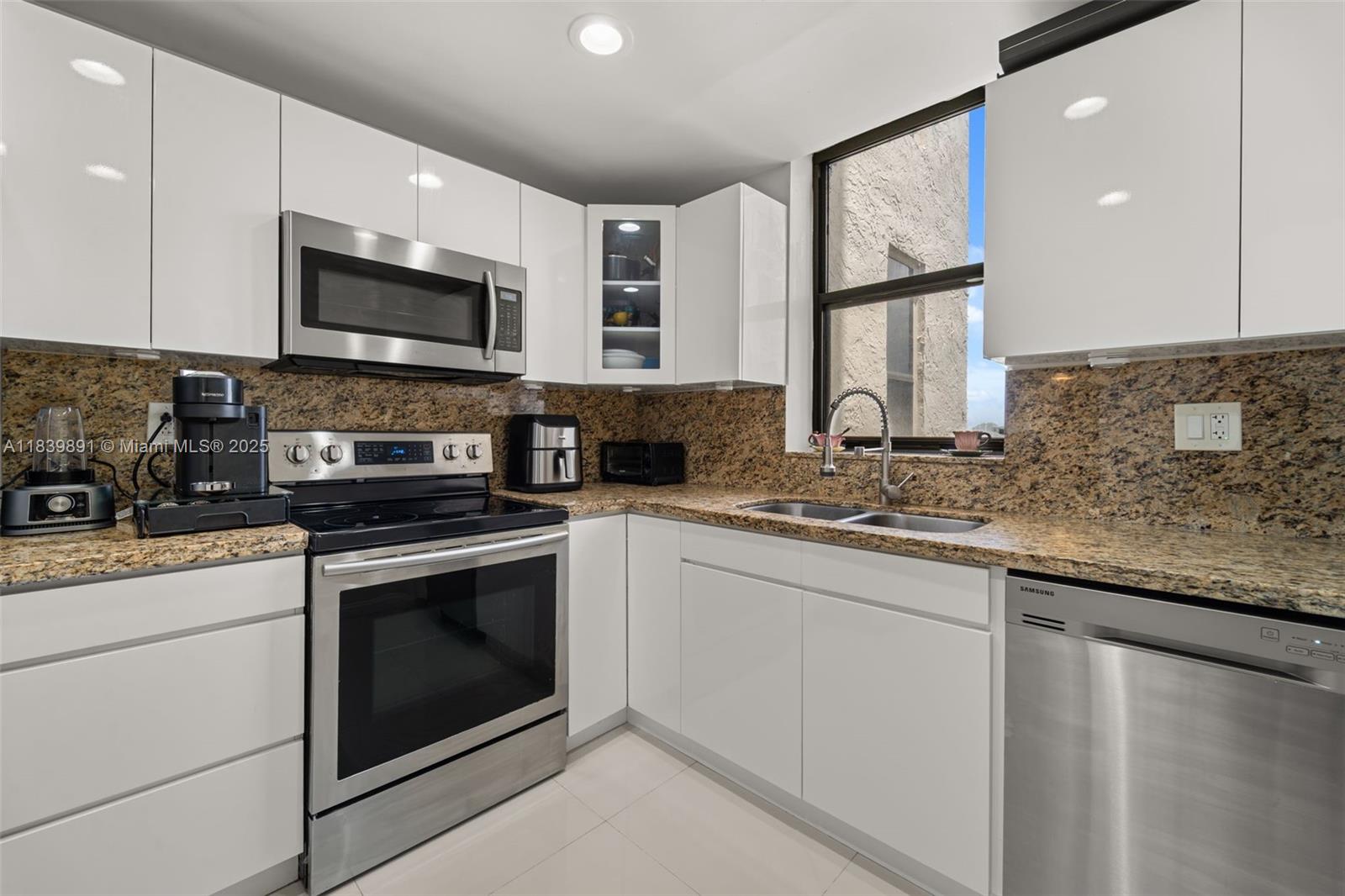 TOWER AT BISCAYNE COVE CO - Residential