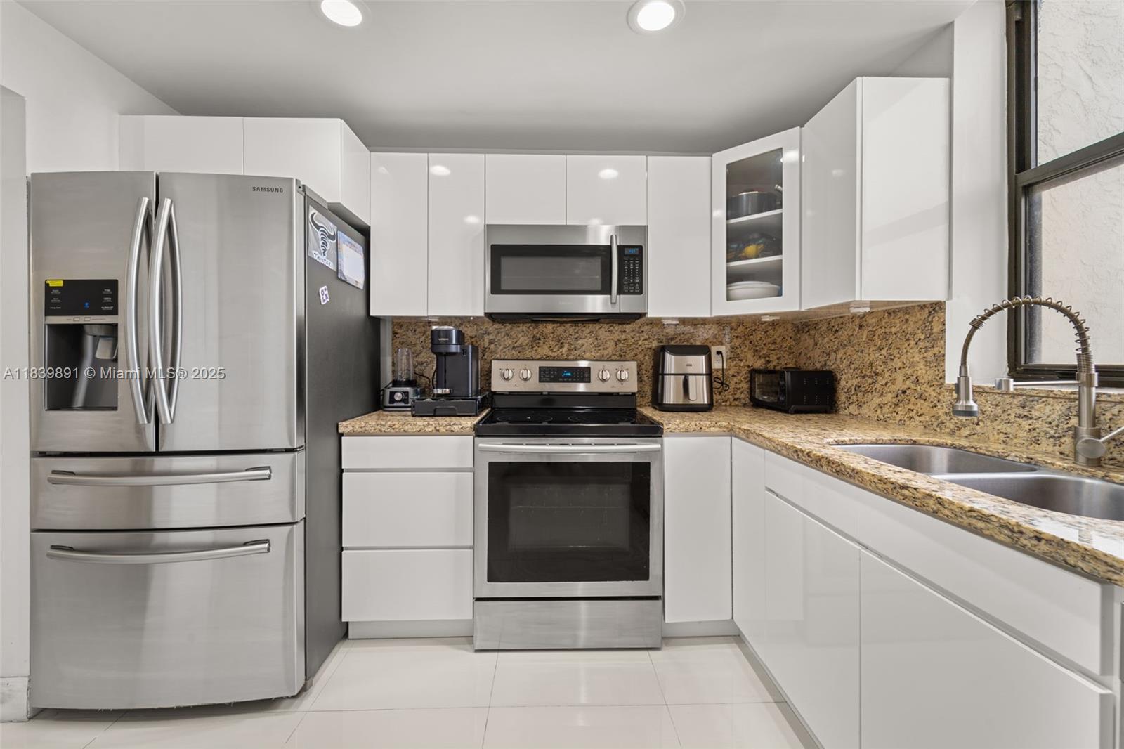 TOWER AT BISCAYNE COVE CO - Residential