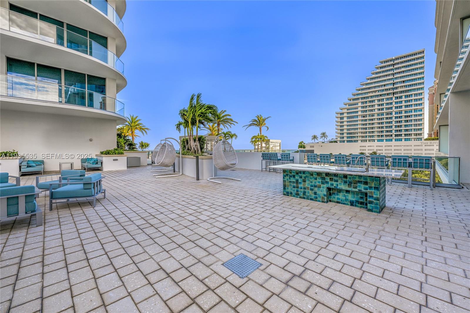 Selene Oceanfront Resident - Residential Lease