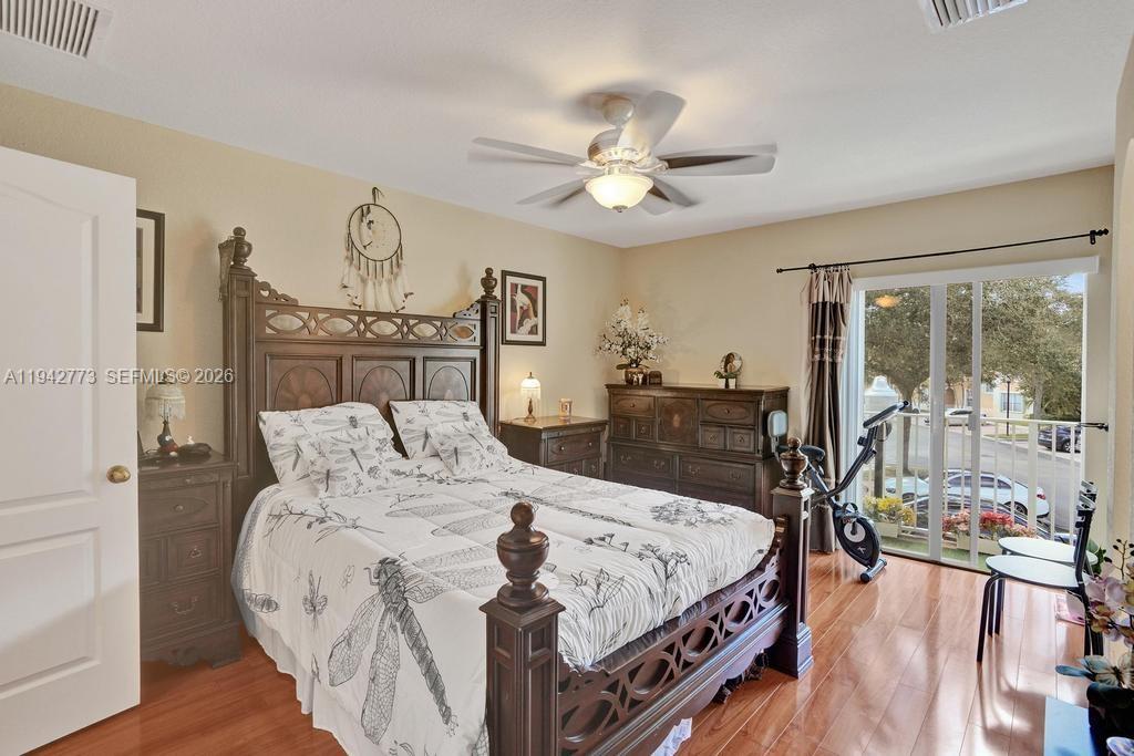 MELROSE POINT CONDO - Residential