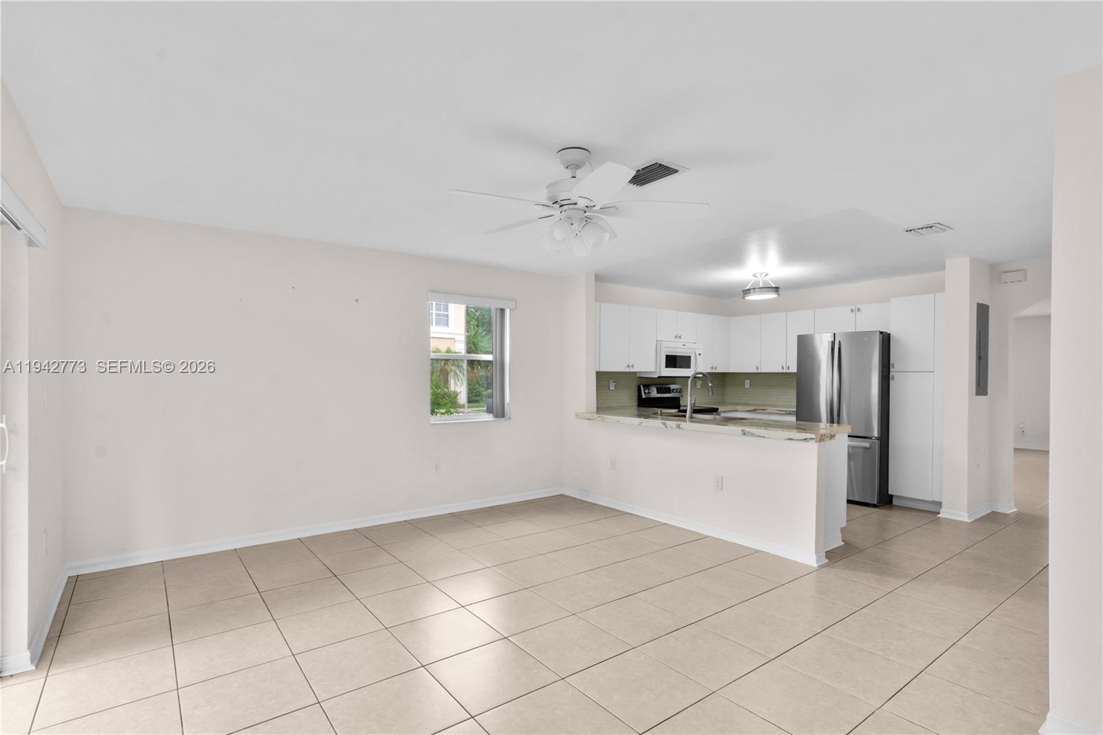 MELROSE POINT CONDO - Residential