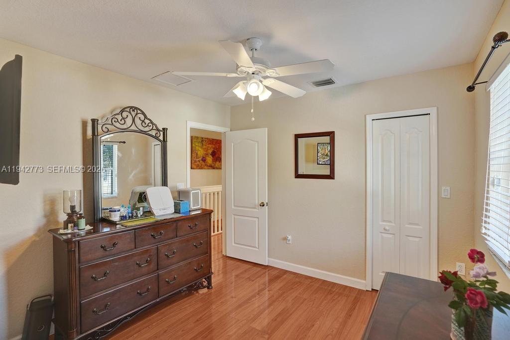 MELROSE POINT CONDO - Residential