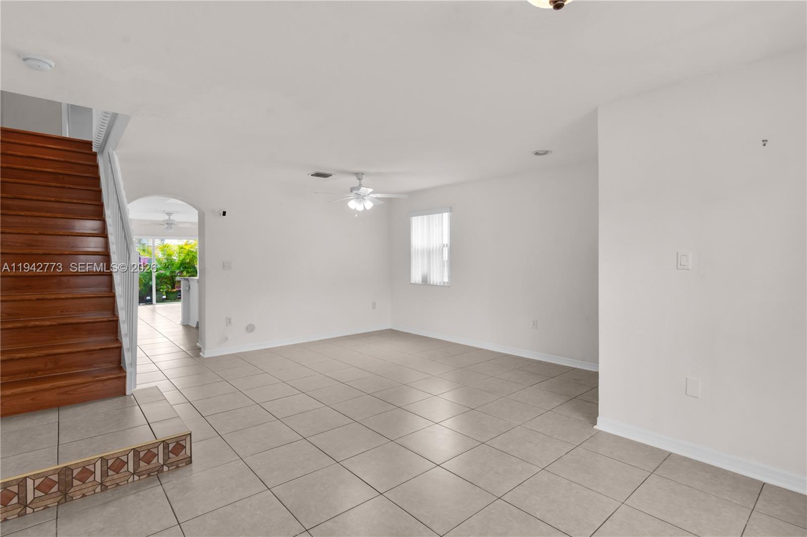 MELROSE POINT CONDO - Residential