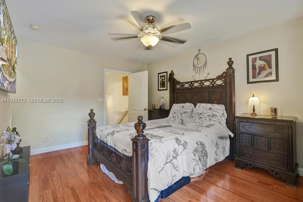 MELROSE POINT CONDO - Residential