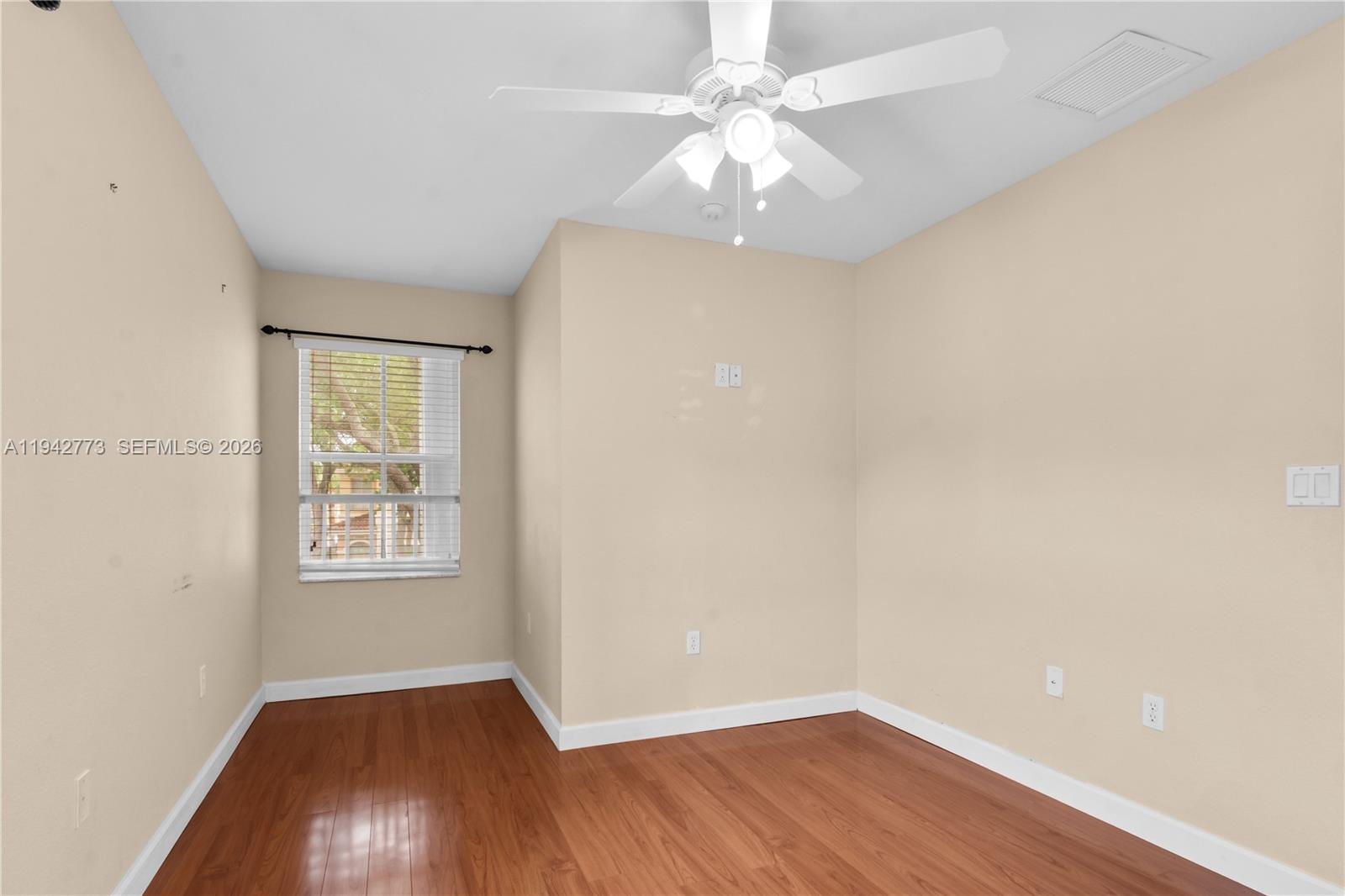MELROSE POINT CONDO - Residential