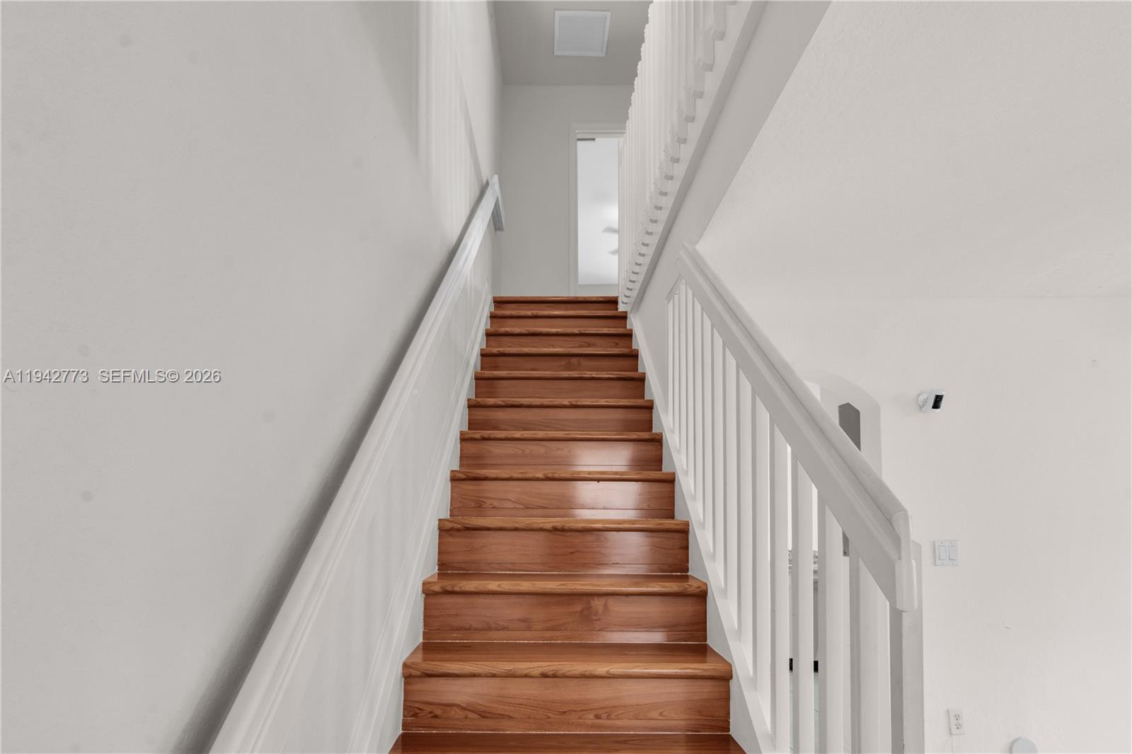 MELROSE POINT CONDO - Residential
