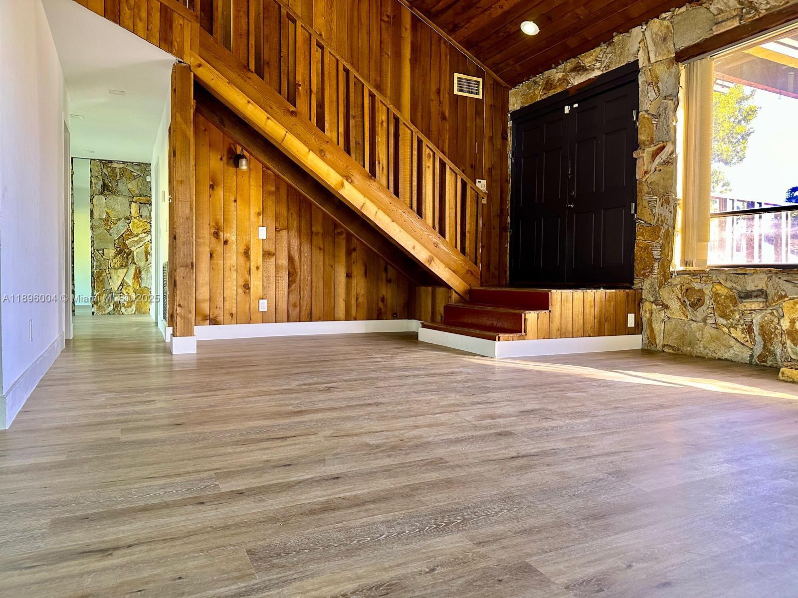 HAMMOCKS SEC 2 - Residential