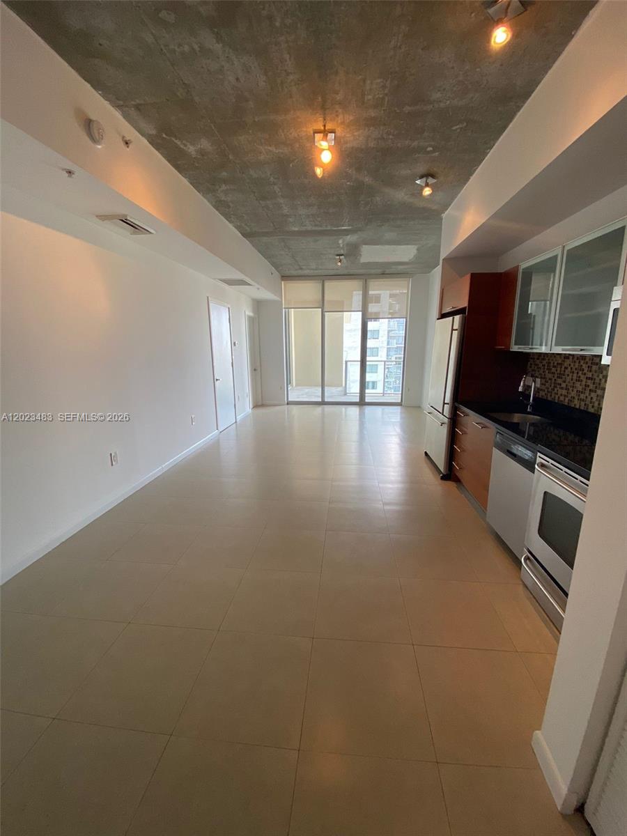 3470 E Coast Ave H2607