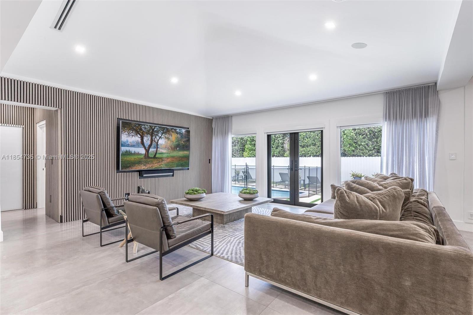 BAY HARBOR ISLAND - Residential Lease