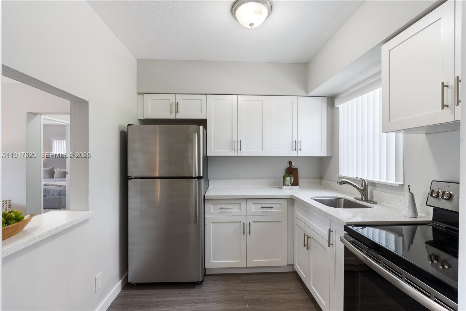 TROPICAL GARDENS AMEN PLA - Residential Lease