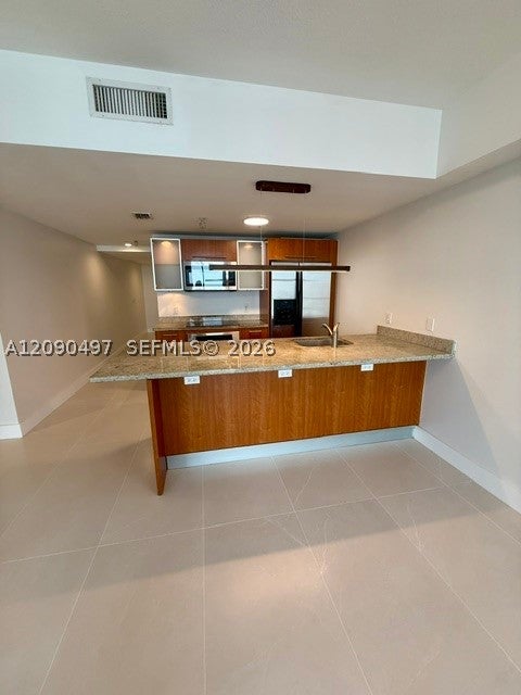 185 SW 7th St 3703