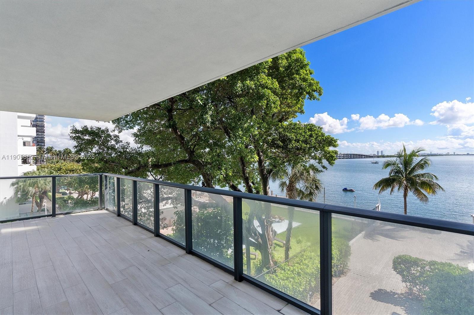 ONE PARAISO CONDO - Residential