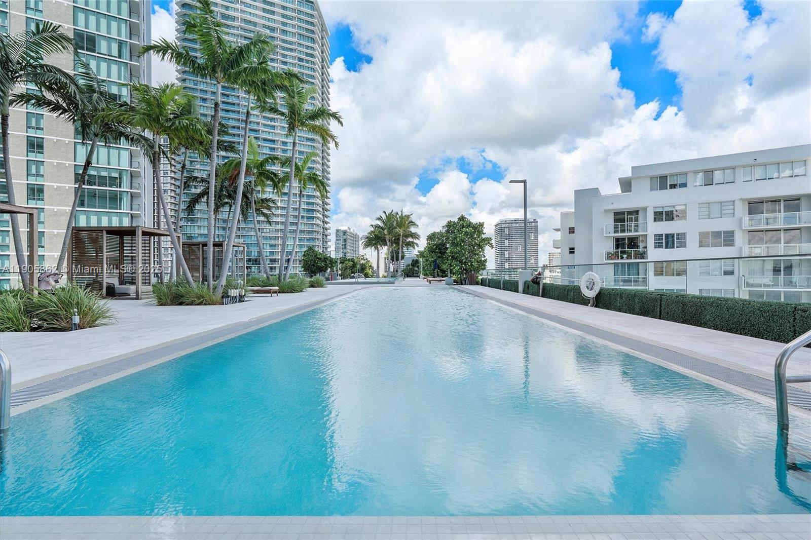 ONE PARAISO CONDO - Residential