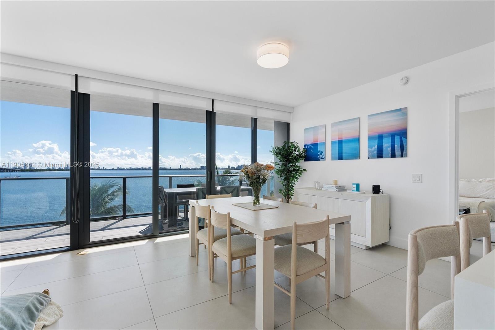 ONE PARAISO CONDO - Residential