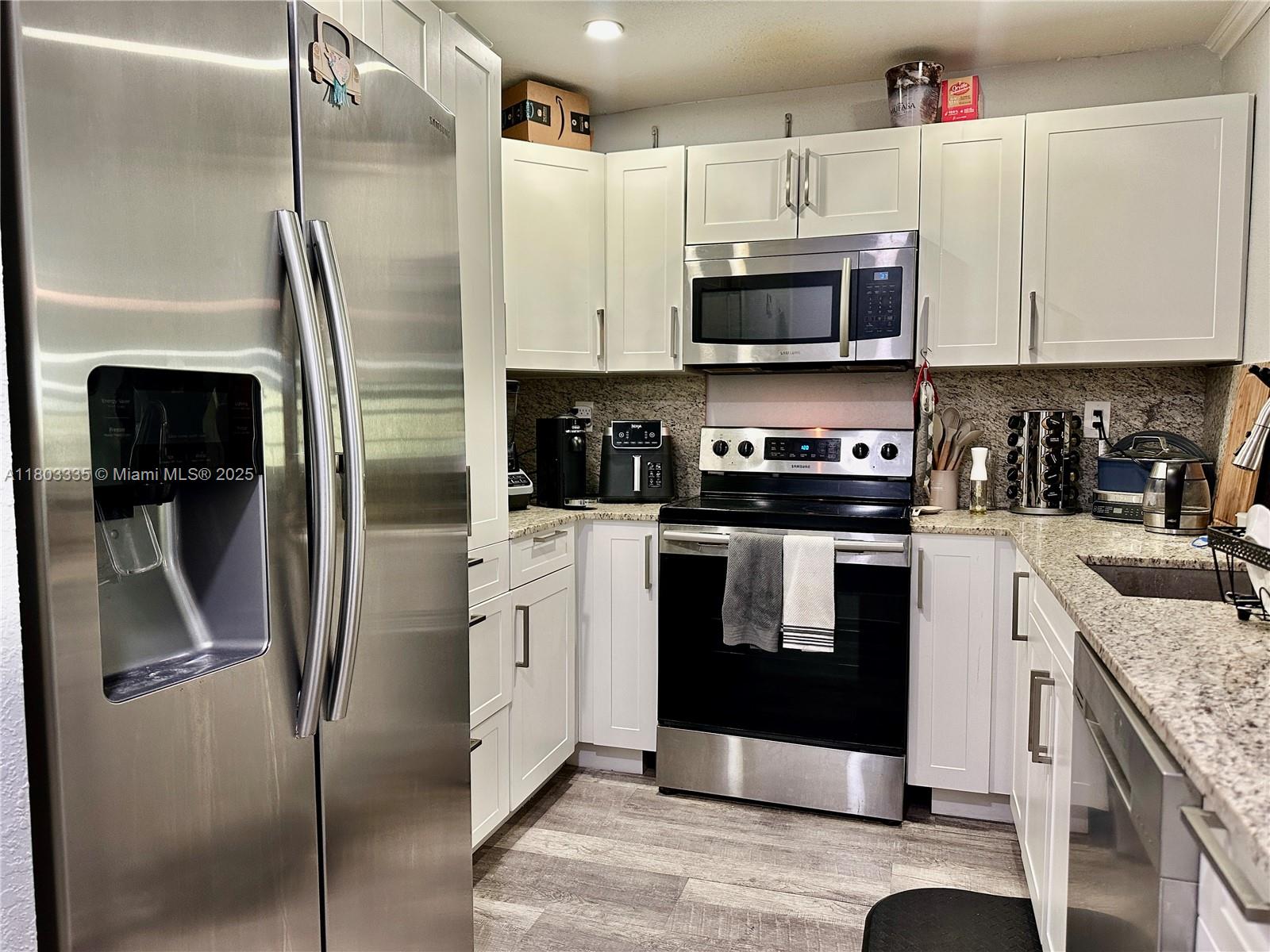 15430 SW 82 LN 633