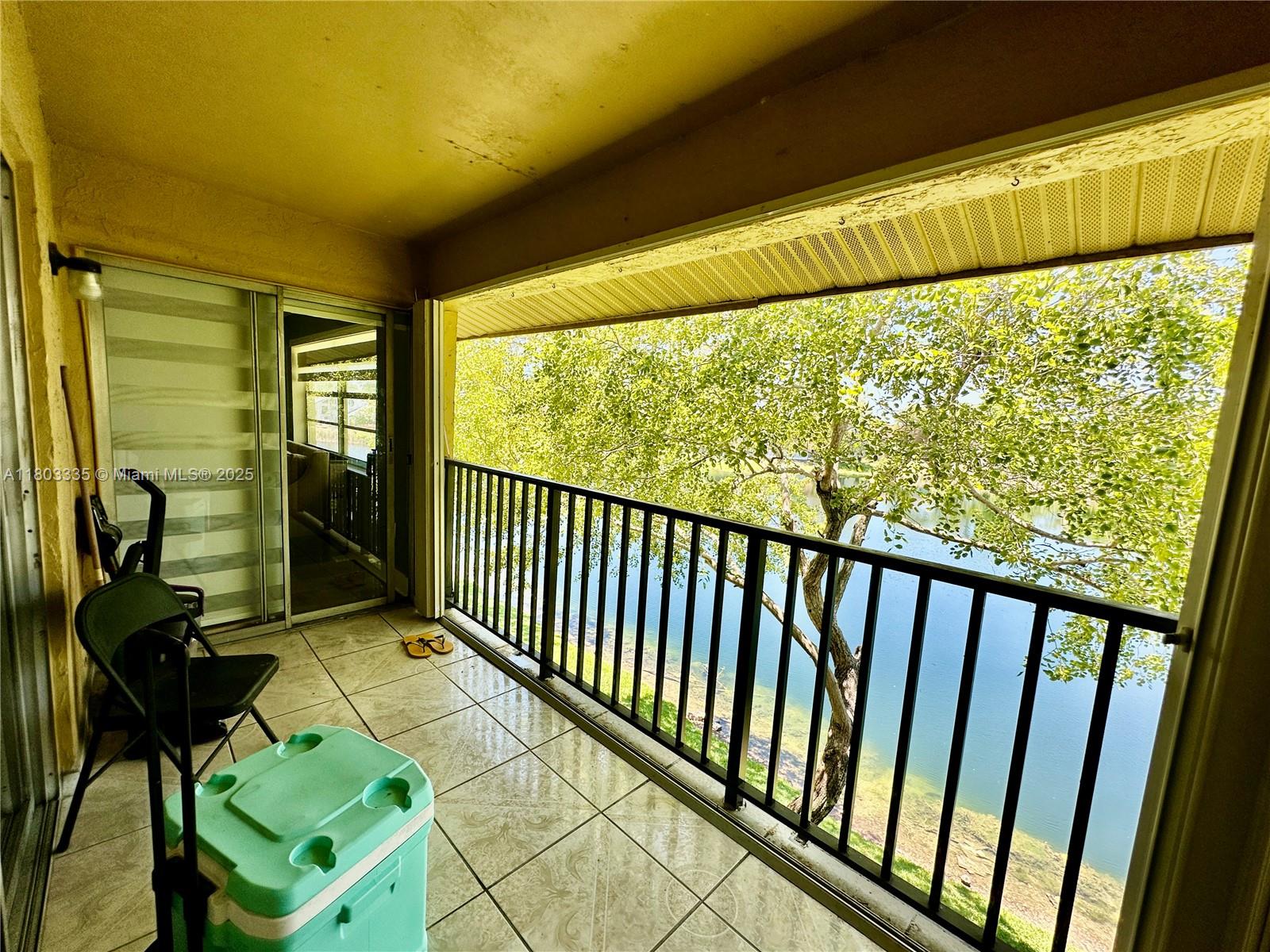 15430 Sw 82 Ln 633, Miami, Broward County, Florida - 2 Bedrooms  
2 Bathrooms - 