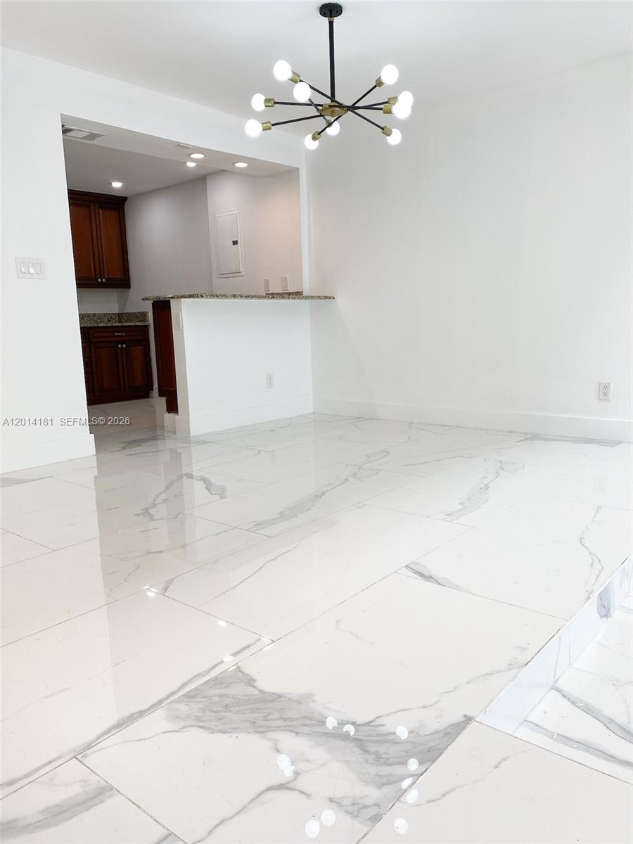 316 Poinciana Dr 808