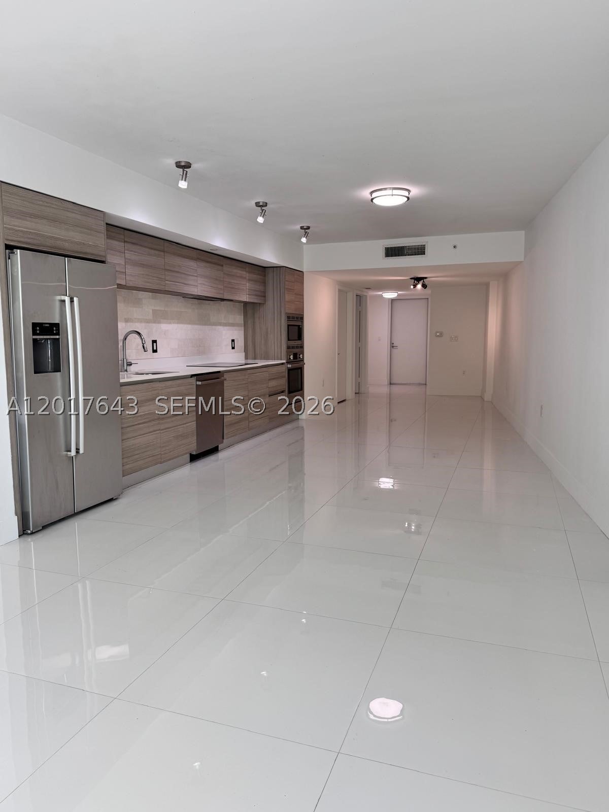 6620 INDIAN CREEK 114