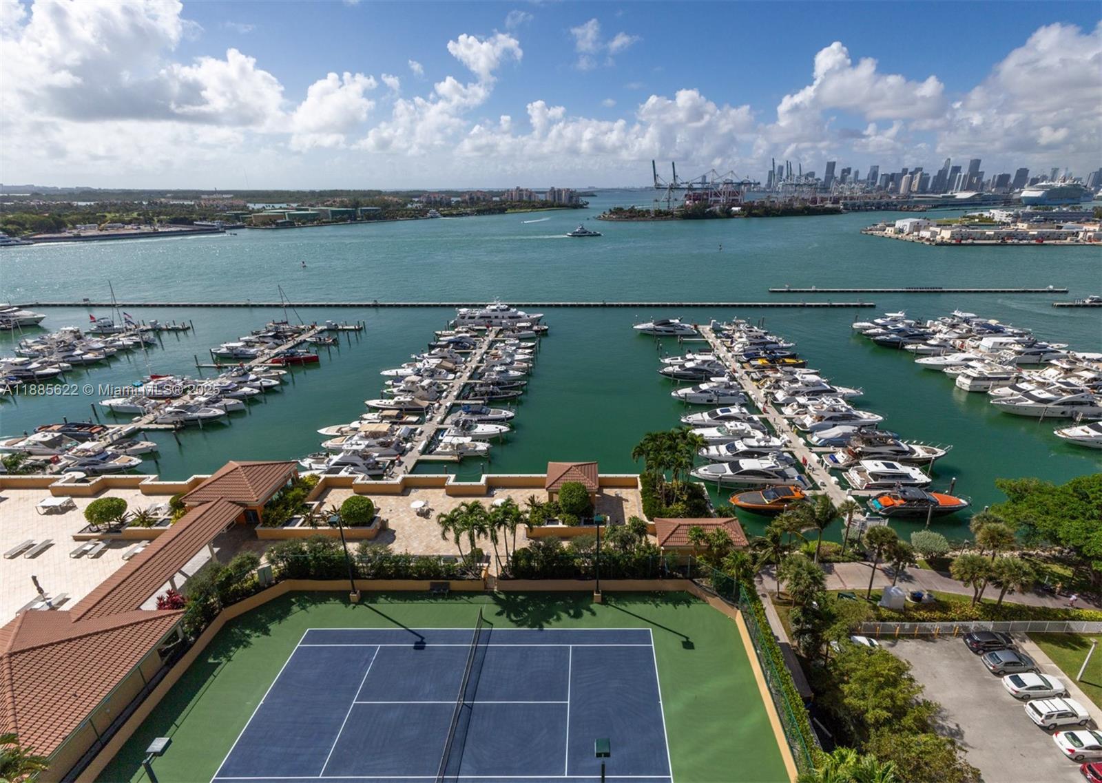 YACHT CLUB AT PORTOFINO C - Residential