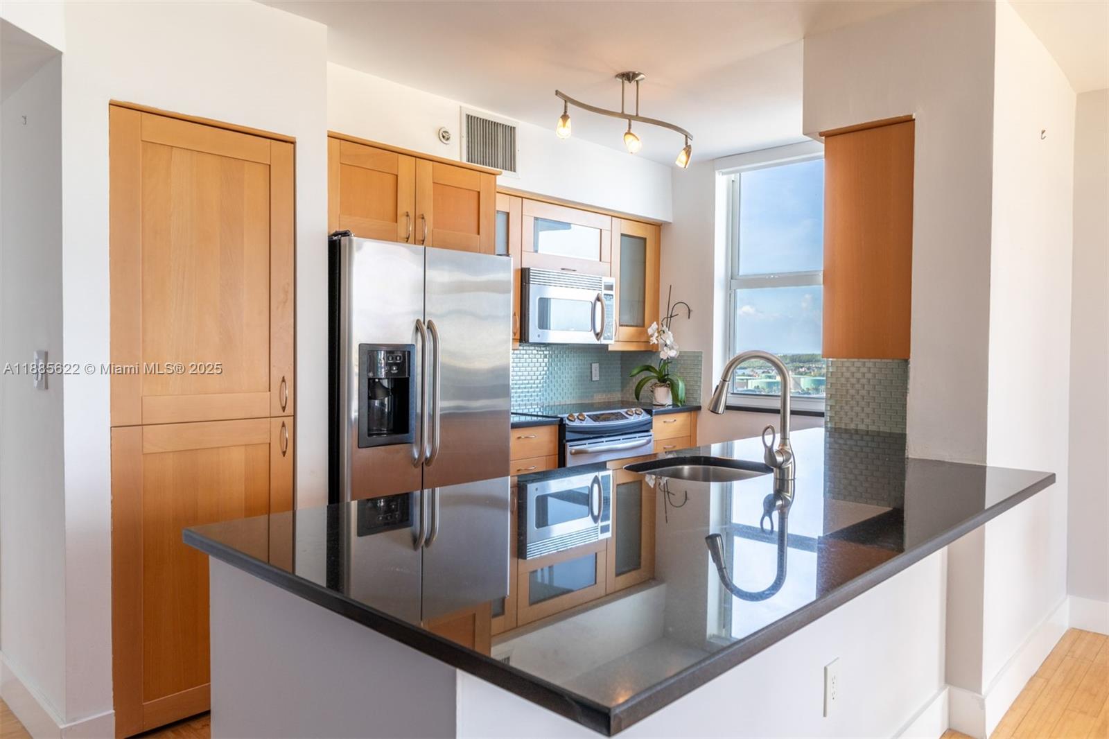 YACHT CLUB AT PORTOFINO C - Residential