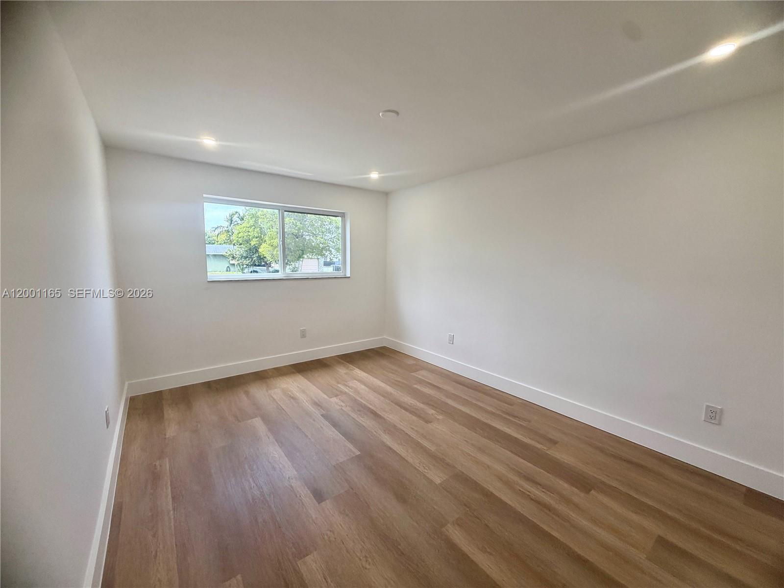 CUTLER RIDGE PINES - Residential