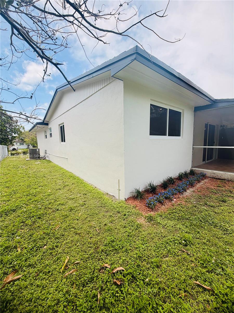 CUTLER RIDGE PINES - Residential