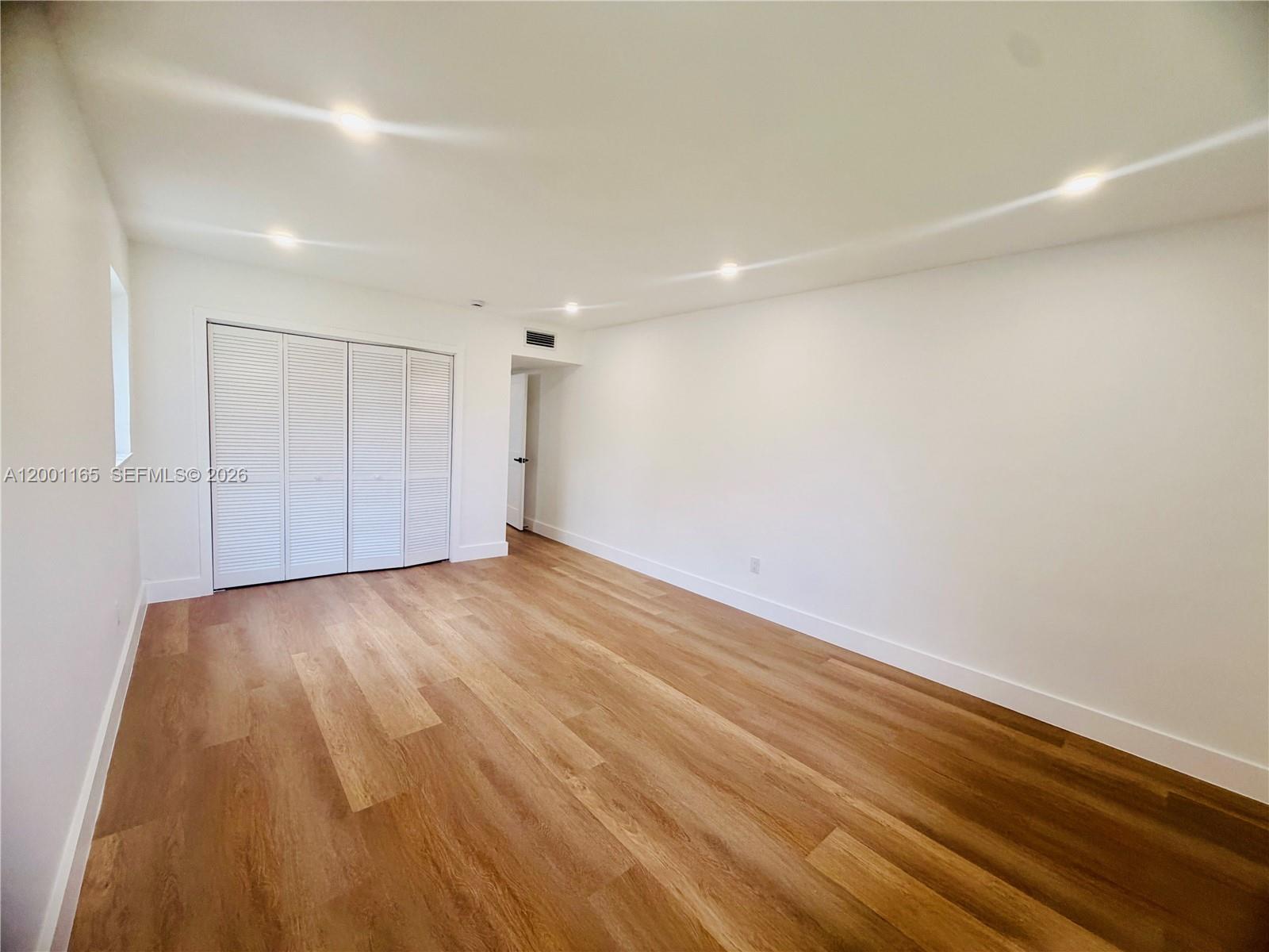 CUTLER RIDGE PINES - Residential