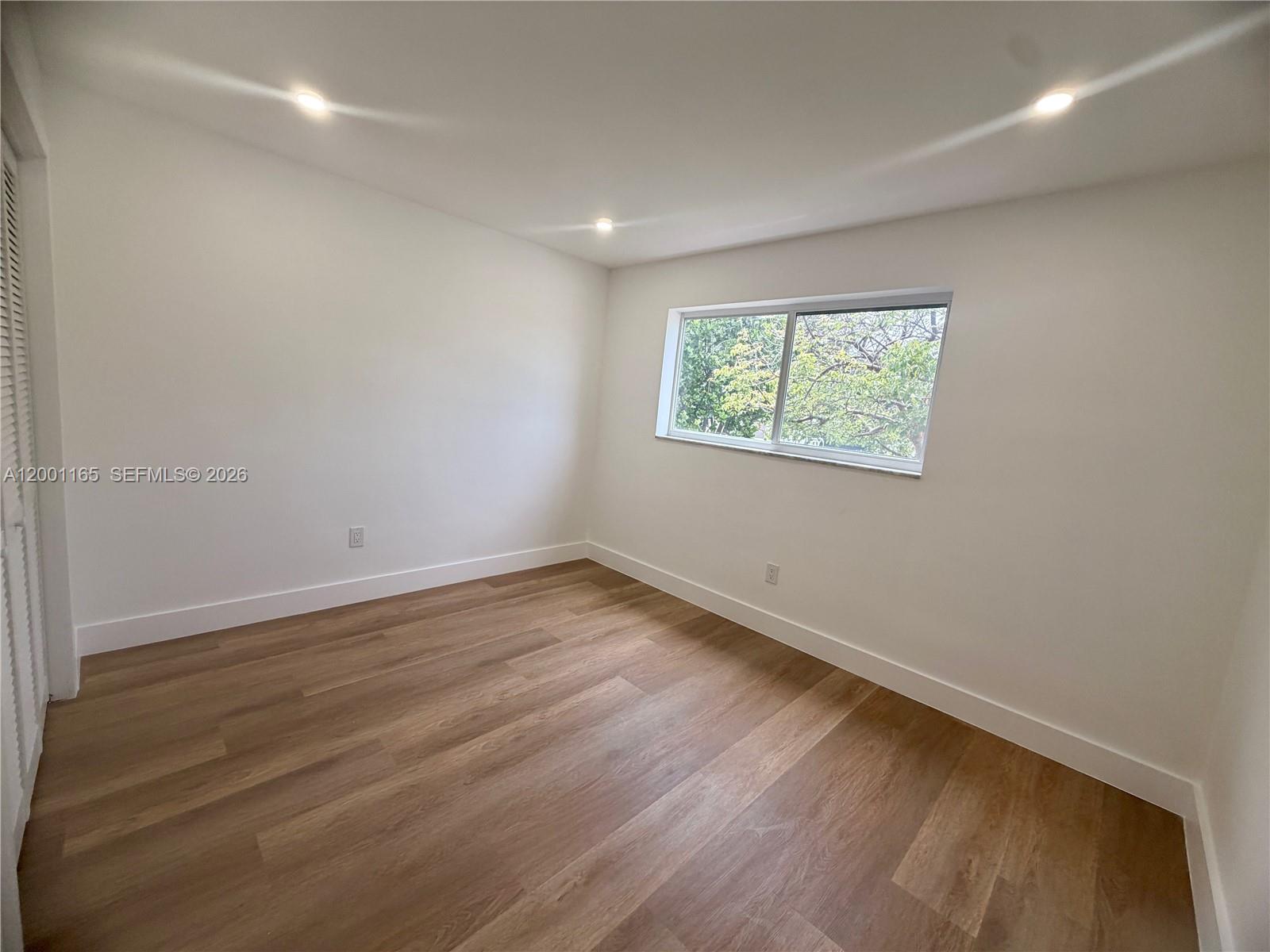 CUTLER RIDGE PINES - Residential