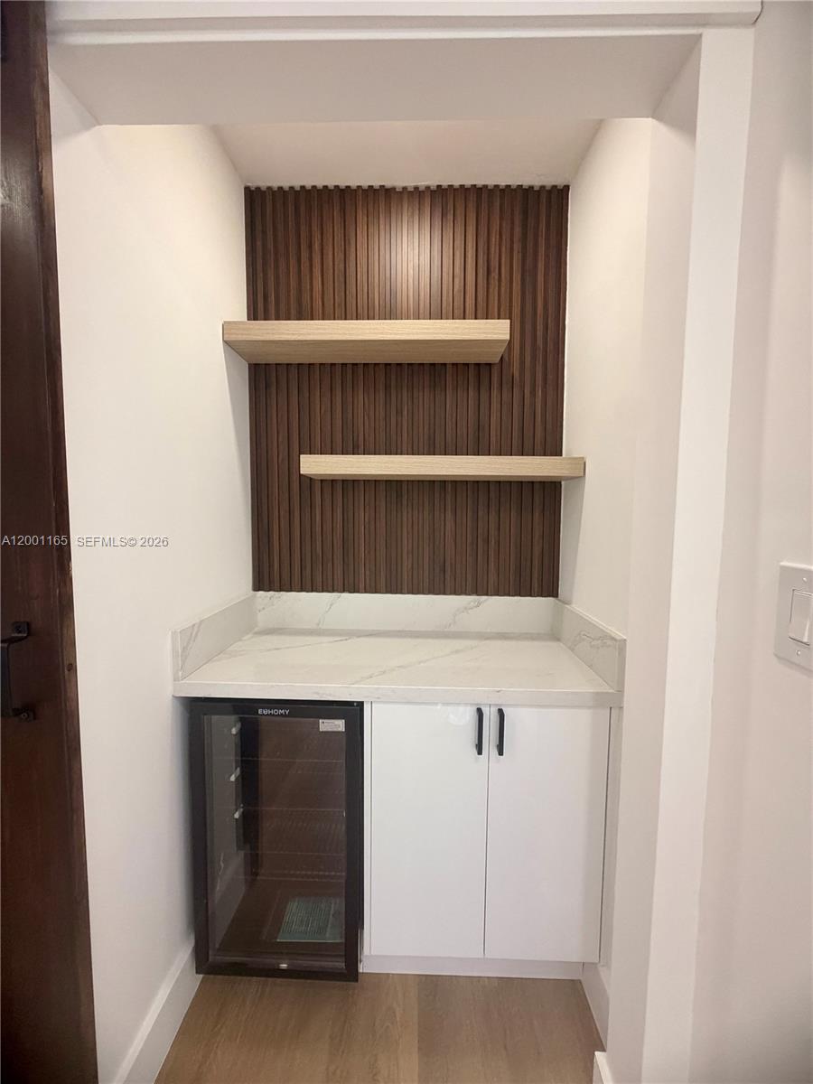 CUTLER RIDGE PINES - Residential