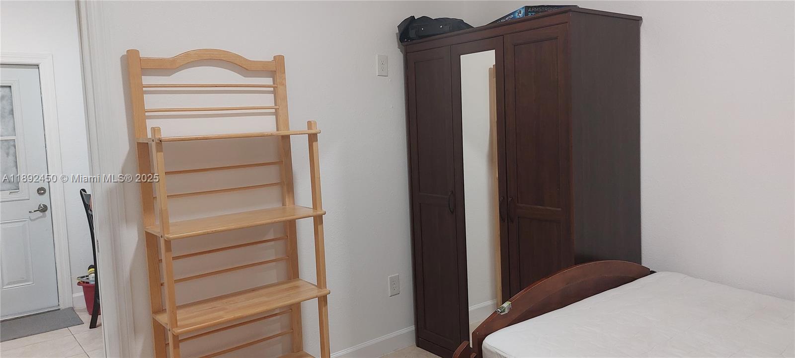 DANIA HEIGHTS - Residential Lease