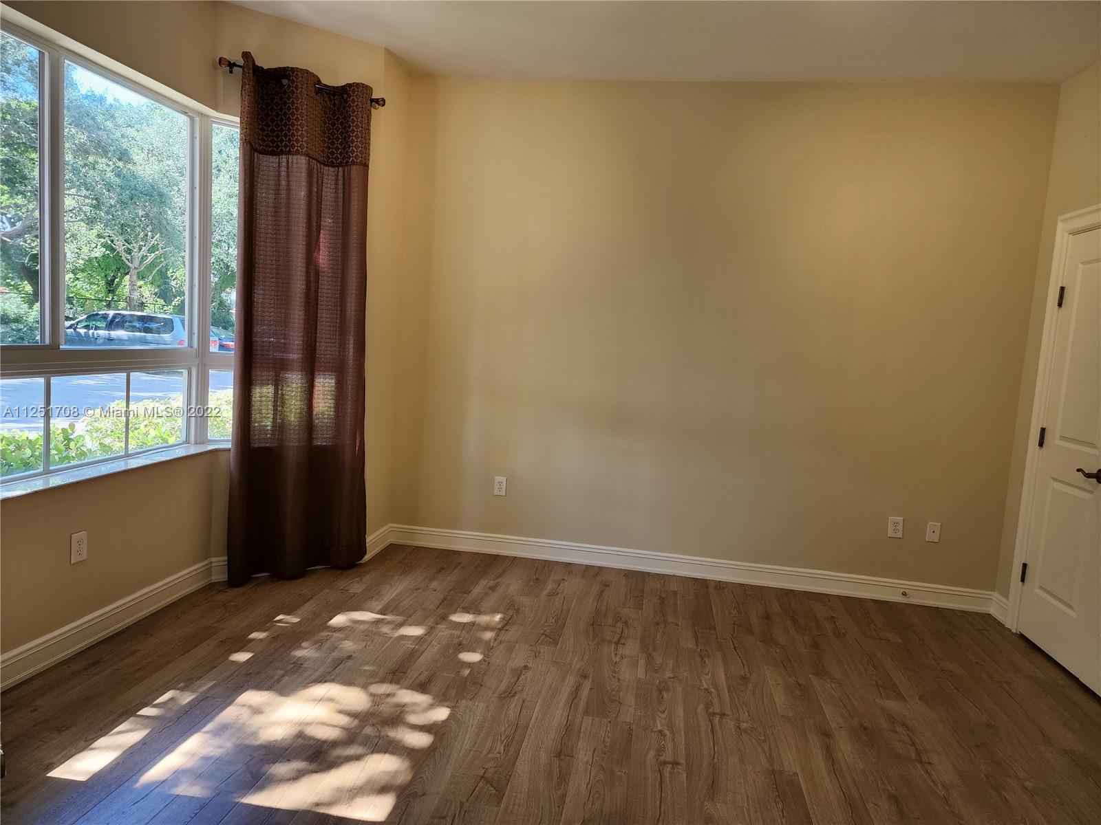 WESTON 55 PLUS CONDO - Residential Lease