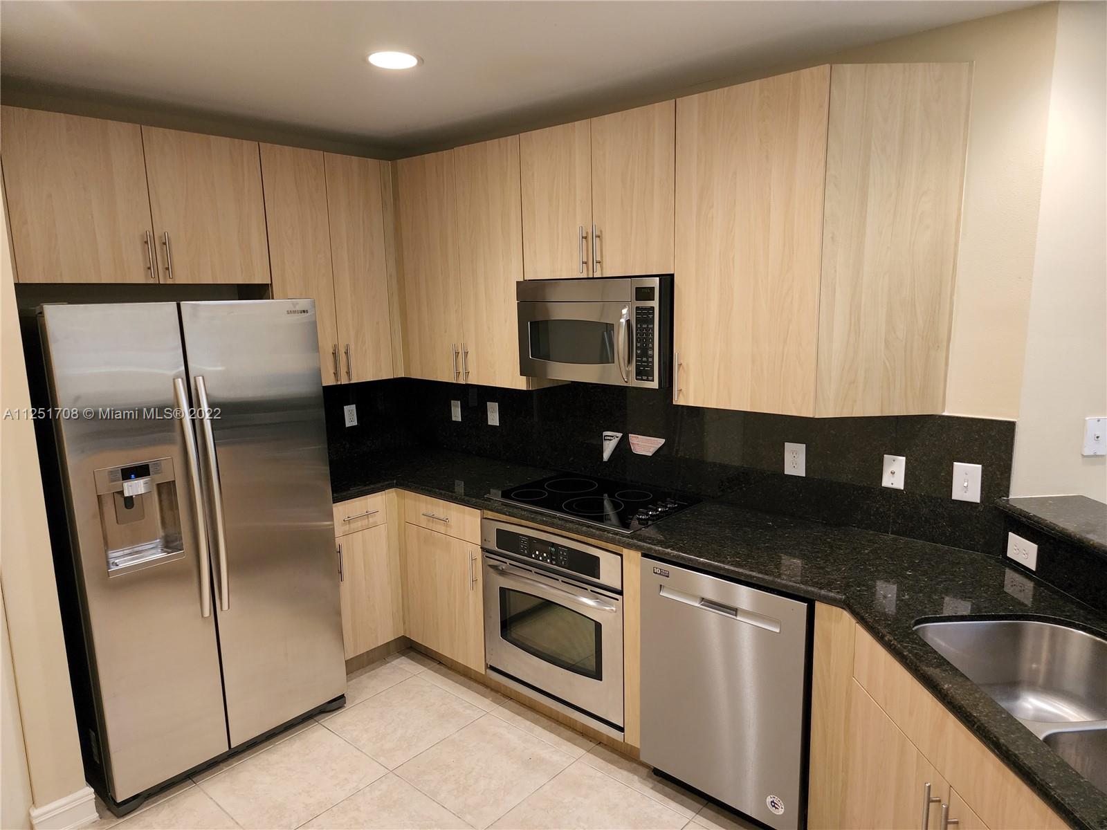 WESTON 55 PLUS CONDO - Residential Lease